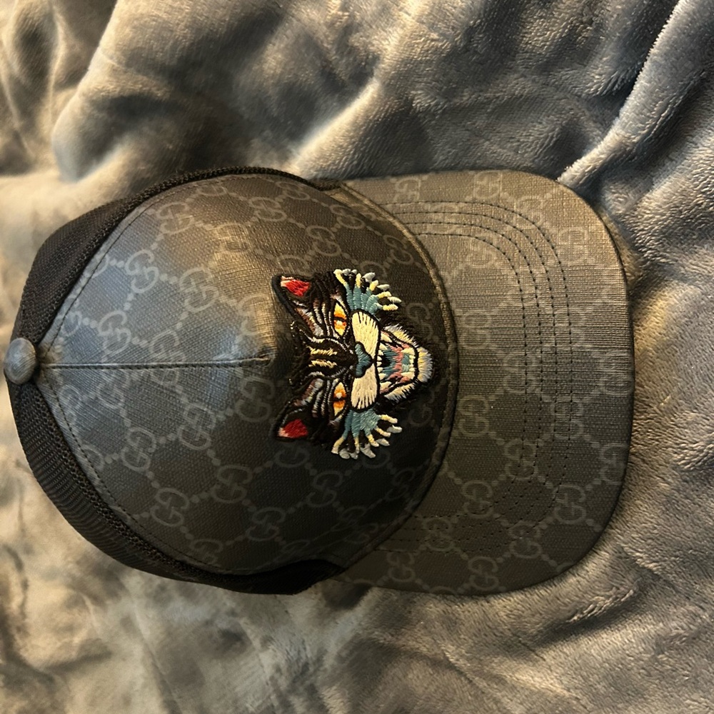 Gucci Gray and Black Cap